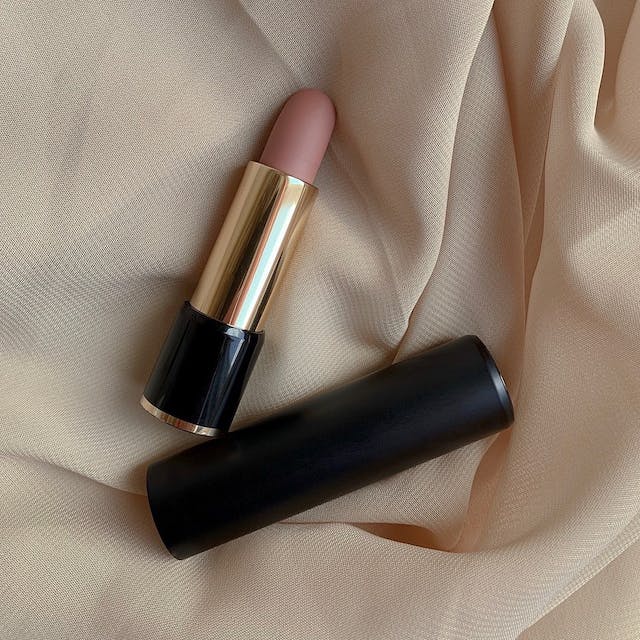 Nykaa Matte Luxe Lipstick